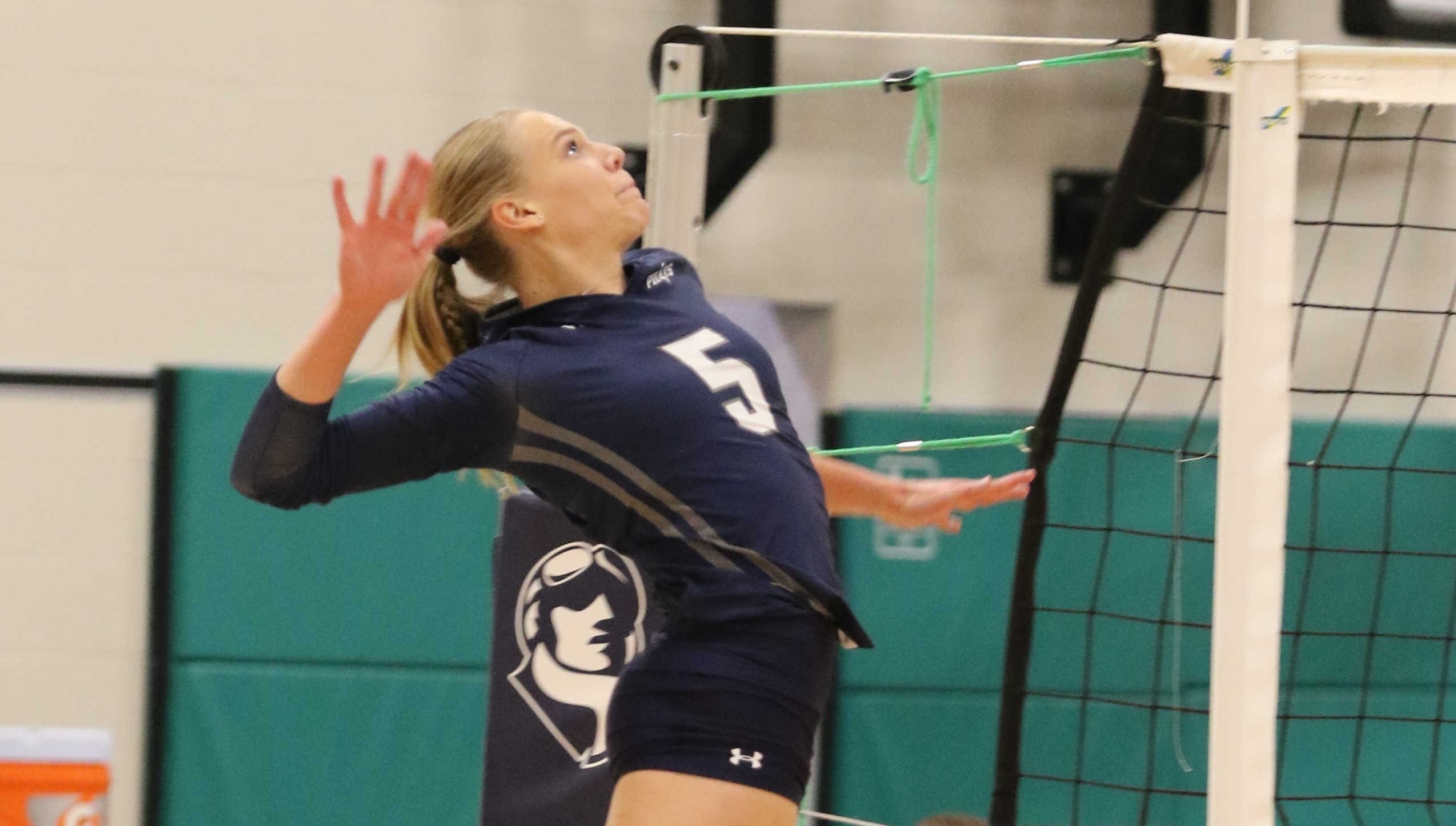 Peters named female athlete of the week